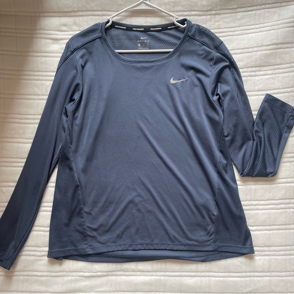 Blue long sleeve nike dry-fit shirt